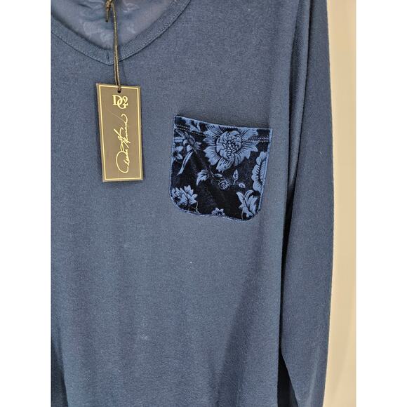 NWT DG2 Women's Blue Round Neck Hi-Low Hem Velvet Knit Mixed Top Size 1X - Picture 2 of 5